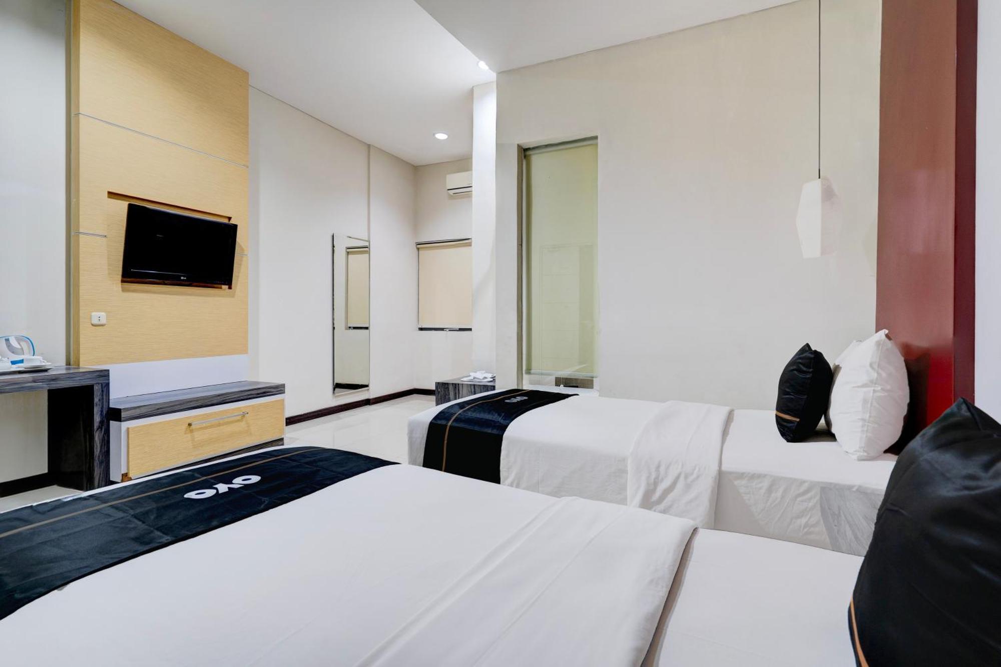 Dancenter Promenade Near Cihampelas Walk Apartemen